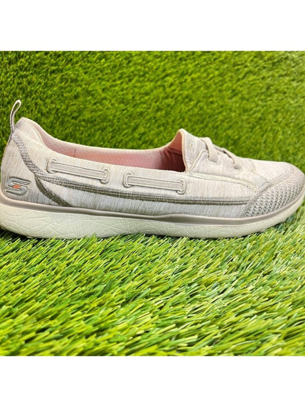 Skechers Microburst Topnotch Womens Size 10 Taupe Casual Walking Flats Shoes